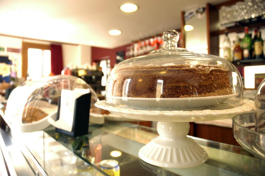 Hotel San Paolo กัมโปซัมปิเอโร ภายนอก รูปภาพ